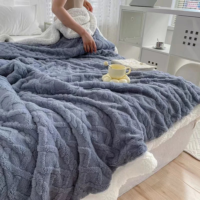 Coral Flannel Lamb Blanket - Elfinna